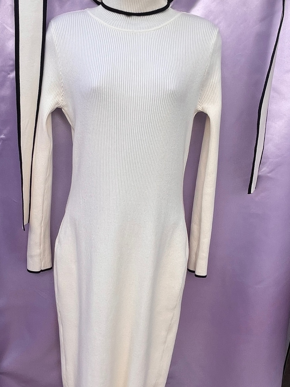 Slim Ribbed Long Sleeve White Dress with Contrast Trim